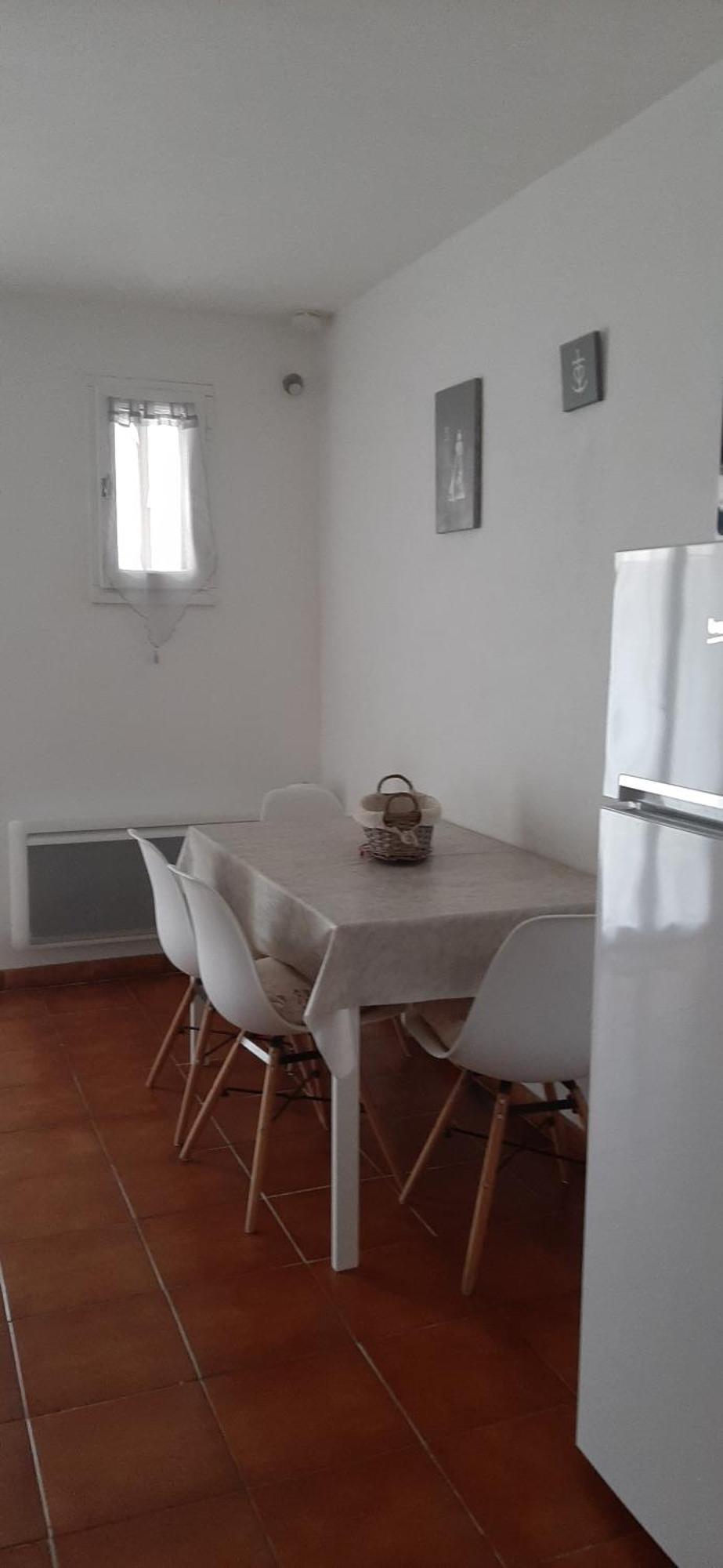 Appartement Calme A Deux Pas De La Mer Saintes-Maries-de-la-Mer Exteriör bild